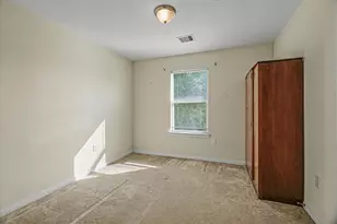 104 Macarthur St, Baytown, TX 77520 - Photo 11