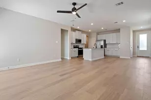1035 Rosewood Trl, Beasley, TX 77417 - Photo 13