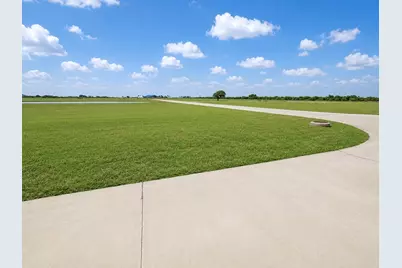 2920 Hammock Court, Palacios, TX 77465 - Photo 3