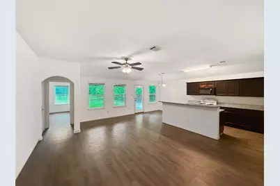 114 County Road 3554, Cleveland, TX 77327 - Photo 3