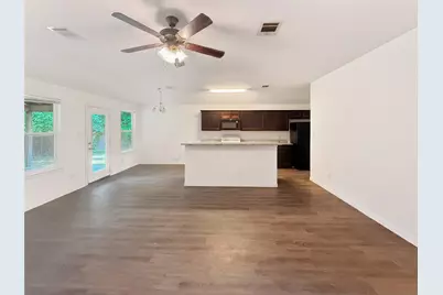 114 County Road 3554, Cleveland, TX 77327 - Photo 5