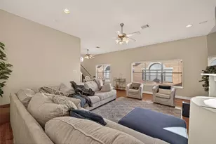 2502 Brinkman St, Houston, TX 77008 - Photo 9