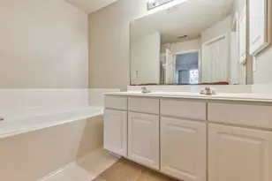 9845 Youpon Ridge Way, Conroe, TX 77385 - Photo 19