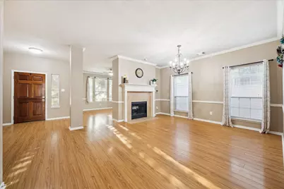 1015 Azalea Pointe, League City, TX 77573 - Photo 9