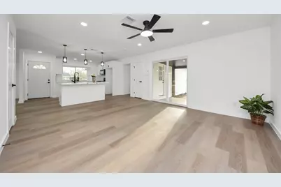 101 Talisman Street, Lake Jackson, TX 77566 - Photo 19