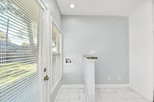 909 Fugate St, Houston, TX 77009 - Photo 43