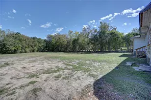 104 N Dixie St, Brenham, TX 77833 - Photo 29