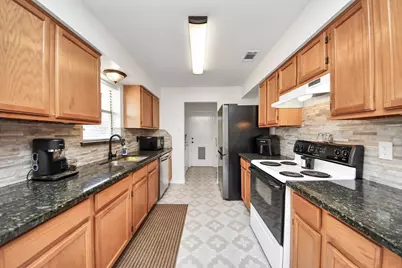 16511 Walnut Springs Lane, Magnolia, TX 77355 - Photo 17