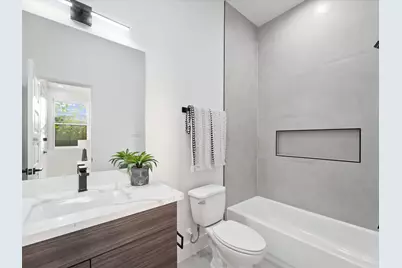 6623 Katarani Drive, Houston, TX 77091 - Photo 9