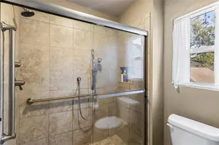 4373 Harvest Ln, Houston, TX 77004 - Photo 15