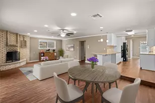 4373 Harvest Ln, Houston, TX 77004 - Photo 3