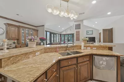 5810 Waterwalk Court, Richmond, TX 77469 - Photo 15