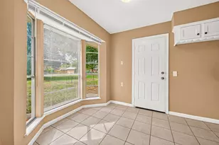 214 Crest Hill Dr, Conroe, TX 77301 - Photo 9