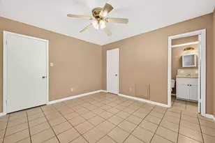 214 Crest Hill Dr, Conroe, TX 77301 - Photo 21