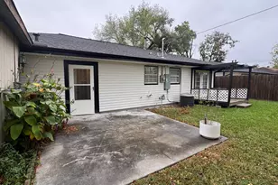 1318 Sulphur St, Houston, TX 77034 - Photo 17