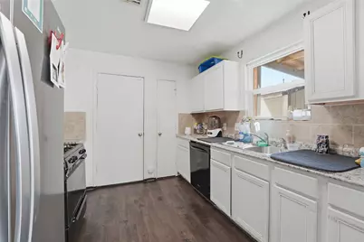 10918 Westbrae Village Drive, Houston, TX 77031 - Photo 5