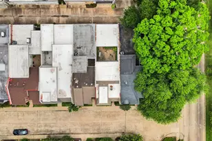 1734 S Gessner Rd, Houston, TX 77063 - Photo 17