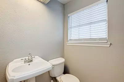 17103 Blackhawk Boulevard, Friendswood, TX 77546 - Photo 35