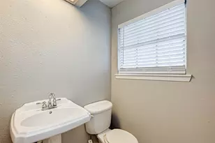 17103 Blackhawk Blvd, Friendswood, TX 77546 - Photo 35