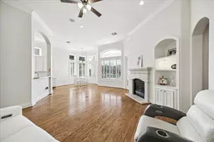 5010 Collingwood Ct, Sugar Land, TX 77479 - Photo 11