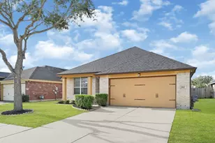 1907 Caldbeck Ln, Fresno, TX 77545 - Photo 1