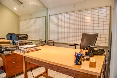 5008 Locust Street, Bellaire, TX 77401 - Photo 15