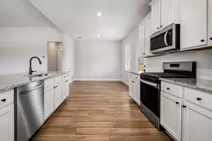 15683 Honey Cv Dr, Conroe, TX 77303 - Photo 11