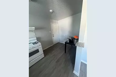 7018 Ave F #1, Houston, TX 77011 - Photo 3