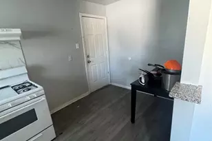 7018 Avenue F, Houston, TX 77011 - Photo 3