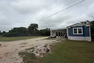 4608 Oak Dr, Brazoria, TX 77422 - Photo 1