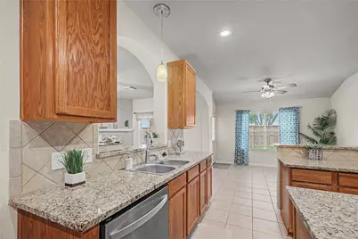 6097 Well Brook Lane, League City, TX 77573 - Photo 17