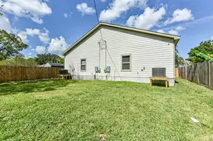 5114 Higgins St, Houston, TX 77033 - Photo 27