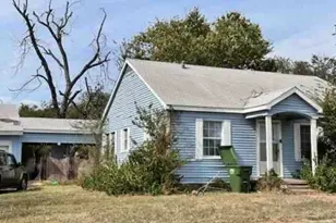 904 4th Ave, Mineral Wells, TX 76067 - Photo 3