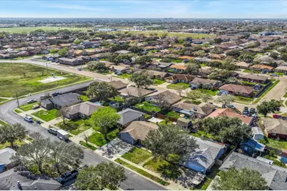 1749 Dawn Breeze Drive, Corpus Christi, TX 78412 - Photo 45