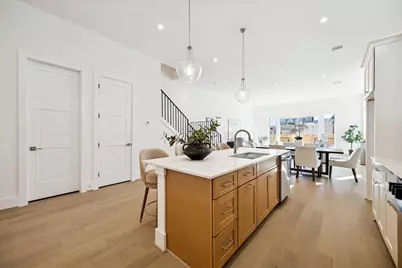 1520 W 21st St #A, Houston, TX 77008 - Photo 11