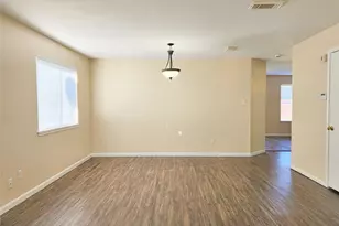 18123 Noble Forest Dr, Humble, TX 77346 - Photo 3