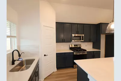 10227 Burton Path, Montgomery, TX 77316 - Photo 11