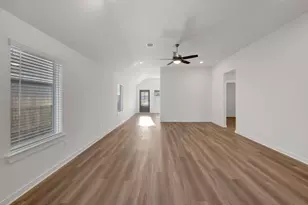 10227 Burton Path, Montgomery, TX 77316 - Photo 11