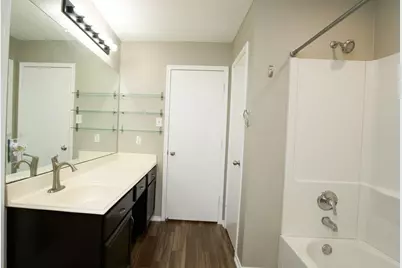 2710 Sockeye Drive, Houston, TX 77045 - Photo 11