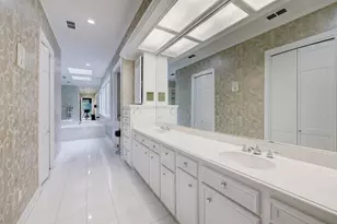 9531 Bayou Brook St, Houston, TX 77063 - Photo 9