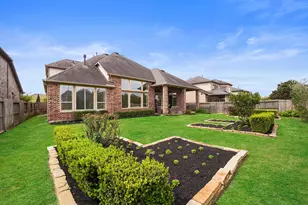 28406 Vineyard Terrace Ln, Fulshear, TX 77441 - Photo 33