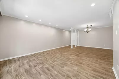 2230 S Piney Point Road #103, Houston, TX 77063 - Photo 5
