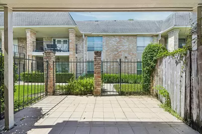 2230 S Piney Point Road #103, Houston, TX 77063 - Photo 9