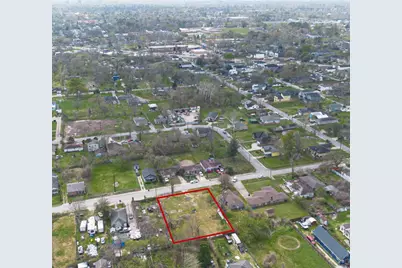 862 Granville Drive, Houston, TX 77091 - Photo 9