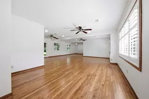 410 Kyle St, Sugar Land, TX 77478 - Photo 11