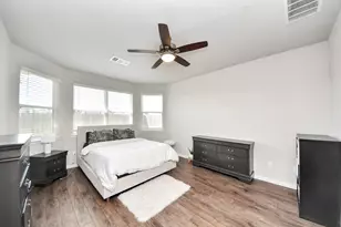 21923 Grand Majestic Dr, Houston, TX 77073 - Photo 9