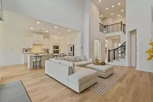 26915 Southwick Vly Ln, The Woodlands, TX 77389 - Photo 15