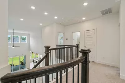 26915 Southwick Valley Lane, The Woodlands, TX 77389 - Photo 29