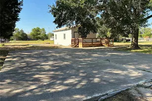 1006 Spur 515, Navasota, TX 77868 - Photo 5