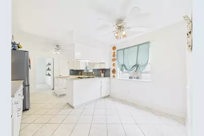 18591 Martinique Drive, Nassau Bay, TX 77058 - Photo 27